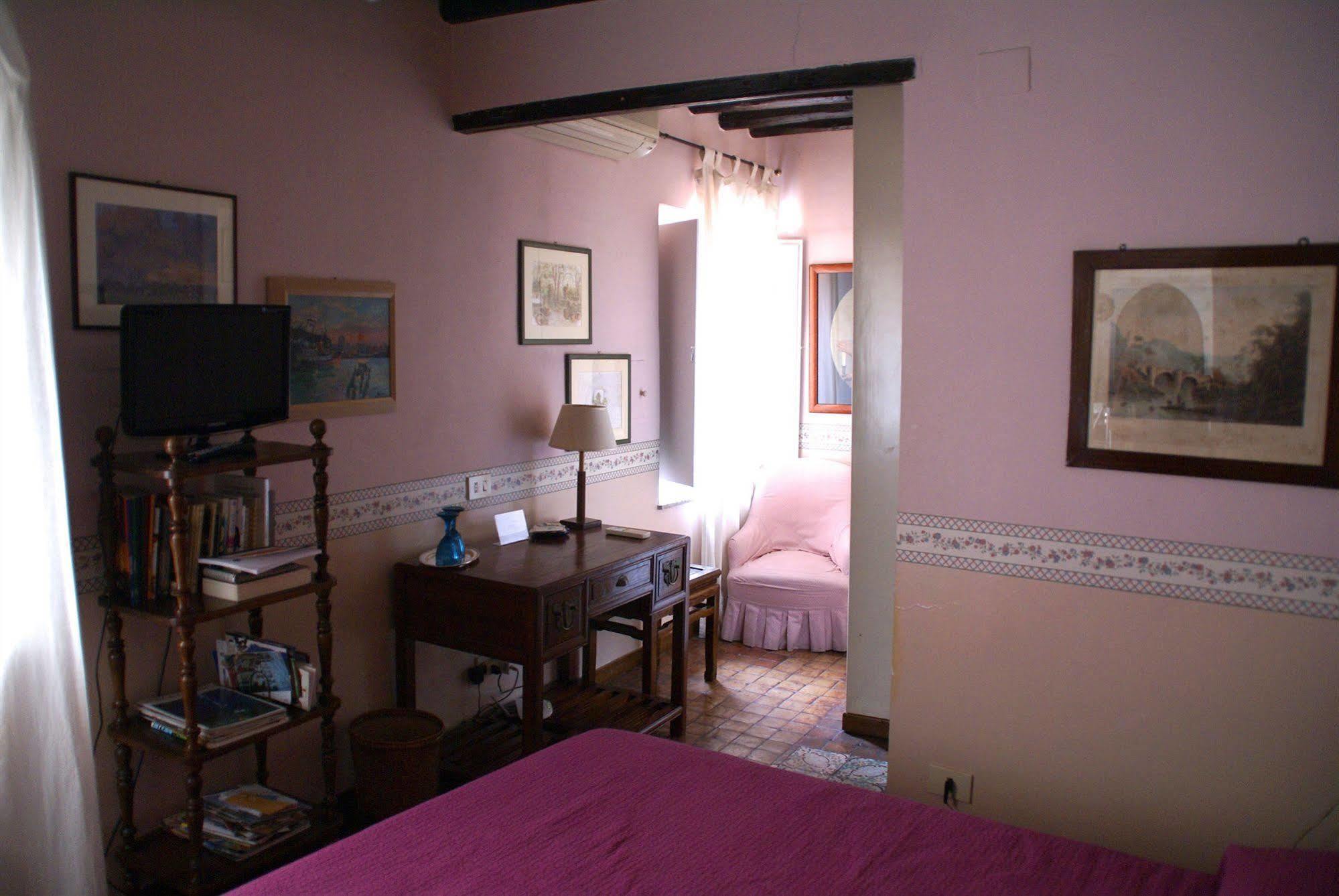 B&B Casa De Luca A Campo De Fiori ローマ エクステリア 写真